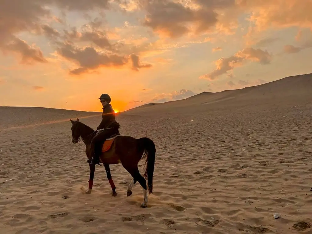 horse riding merzouga, morocco horses, horseback riding morocco, horse trekking morocco, horseback riding in morocco, horse riding desert, things to do in merzouga, merzouga morocco, desert merzouga, merzouga desert tours, merzouga activities, things to do in sahara desert