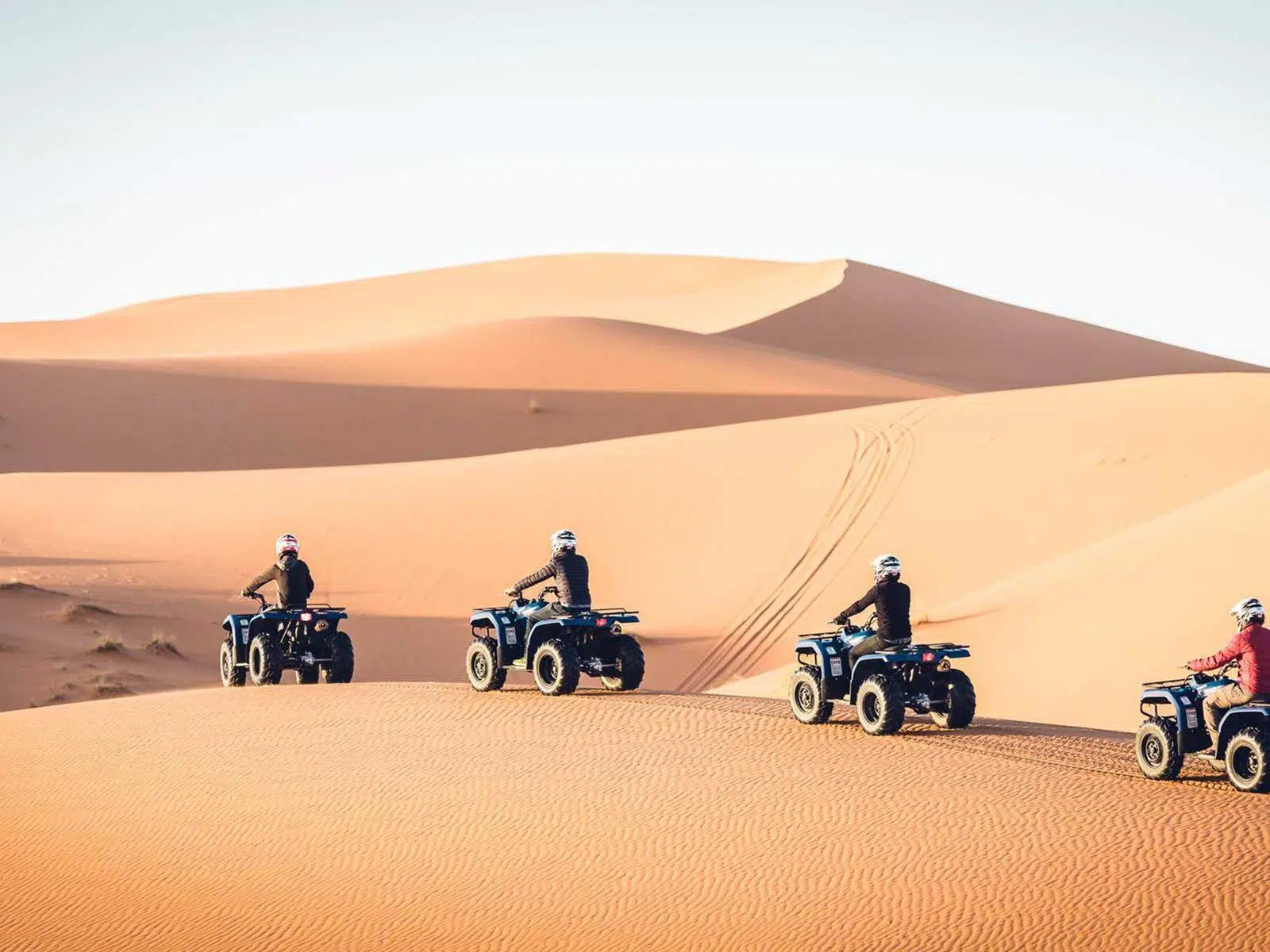 cose da fare a merzouga, merzouga marocco, deserto di merzouga, tour nel deserto di merzouga, attività a merzouga, cose da fare nel deserto del sahara, tour in atv a merzouga, prezzo quad a merzouga
