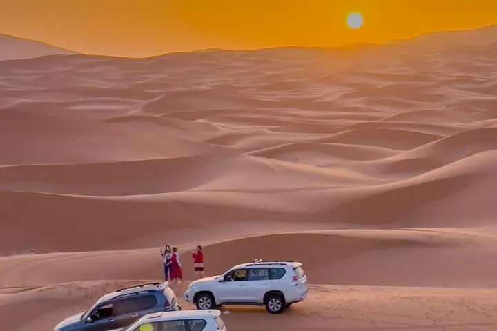 equitazione merzouga, cavalli marocco, equitazione marocco, trekking a cavallo marocco, equitazione marocco, equitazione deserto, cose da fare a merzouga, merzouga marocco, deserto merzouga, tour deserto merzouga, attività merzouga, cose da fare nel deserto del sahara